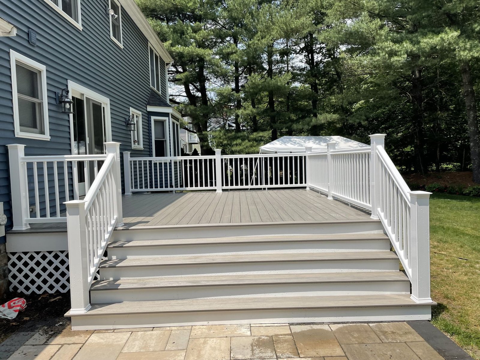 Composite deck with white railings